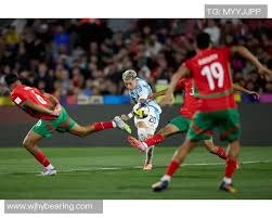 [NBA]范弗里特拉开单打 强硬上篮反超比分